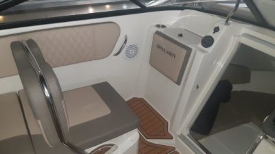 Катер Bayliner VR 5 O Cuddy