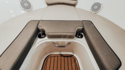 Катер Bayliner VR 5 E