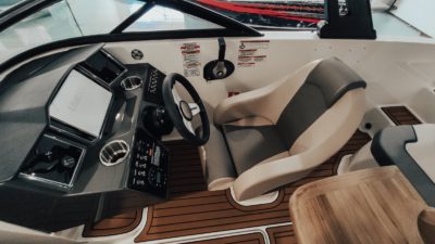 Катер Bayliner VR 5 E