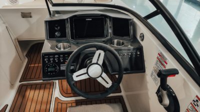 Катер Bayliner VR 5 E