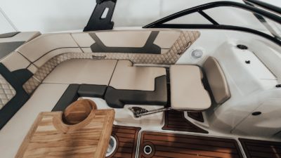 Катер Bayliner VR 5 E