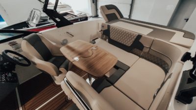 Катер Bayliner VR 5 E