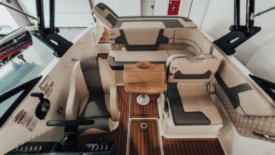 Катер Bayliner VR 5 E
