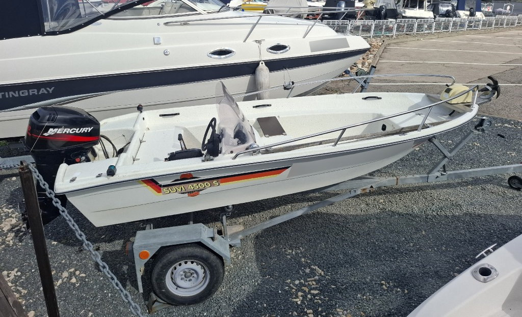 Катер SUVI 4500с мотором MERCURY 40 ELPTO